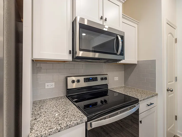 969 Anchor Way — Photo 7