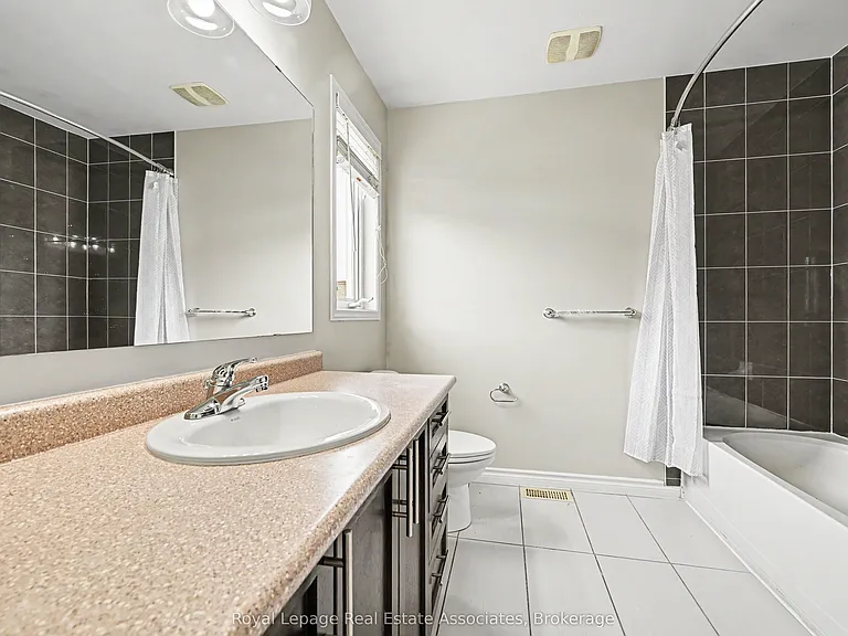 158 Lokoya St — Photo 17