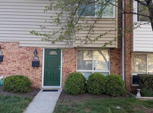 2214 Jensen Pl, Herndon, VA