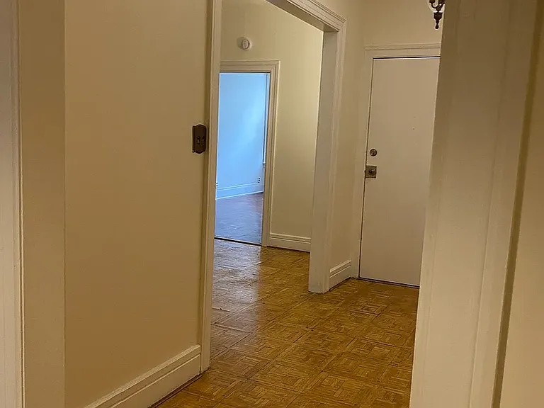 615 Rutland Rd #1 — Photo 9