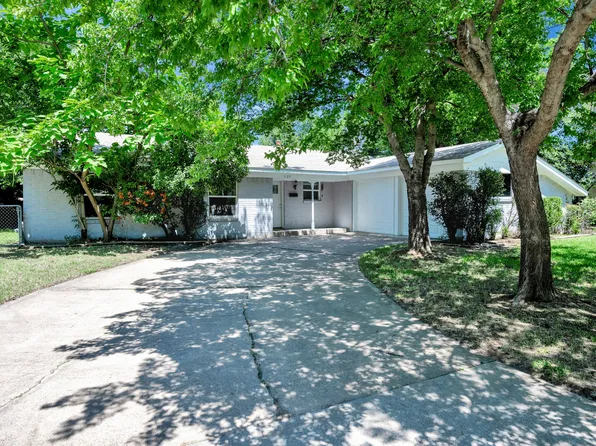 5125 Susan Lee Ln, North Richland Hills, TX 76180