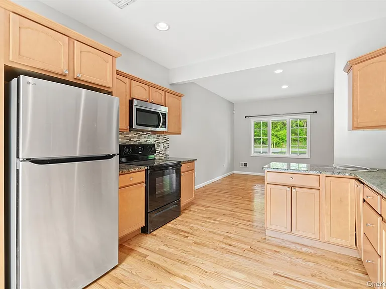 436 Jessup Rd — Photo 15