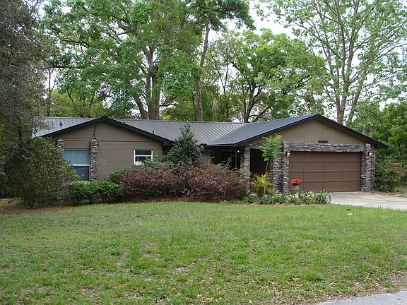 2nd image of 25120 Brassie Dr