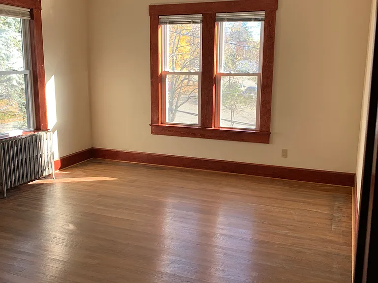 14 Beacon St #4 — Photo 9