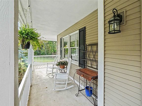 3rd image of 315 Fassinger Rd