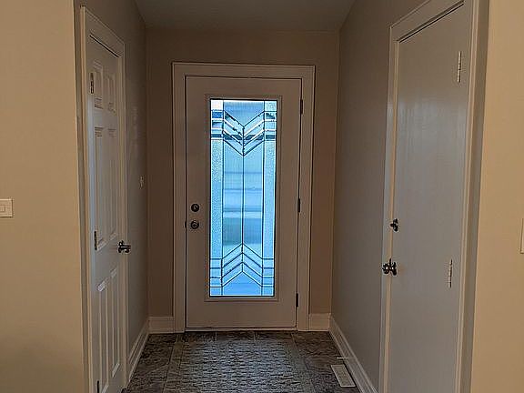 Bright and stylish entry way