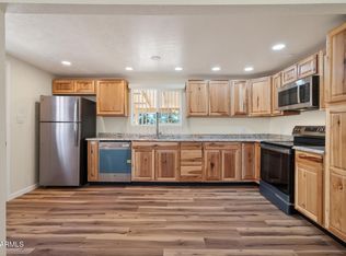 10229 S HONEYSUCKLE Drive, Hereford, AZ 85615