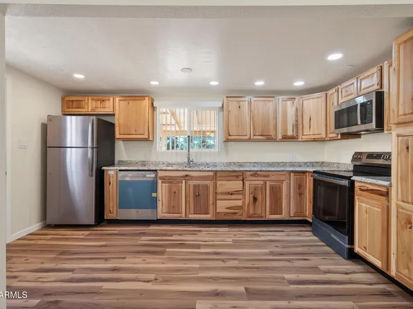 10229 S HONEYSUCKLE Drive, Hereford, AZ 85615