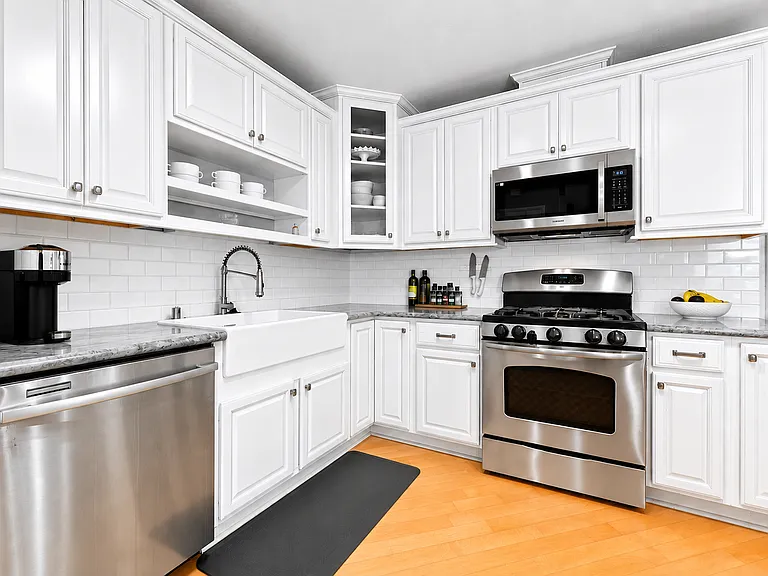 3844 Baker St — Photo 8