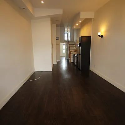 Rented by Nooklyn NYC LLC | media 30