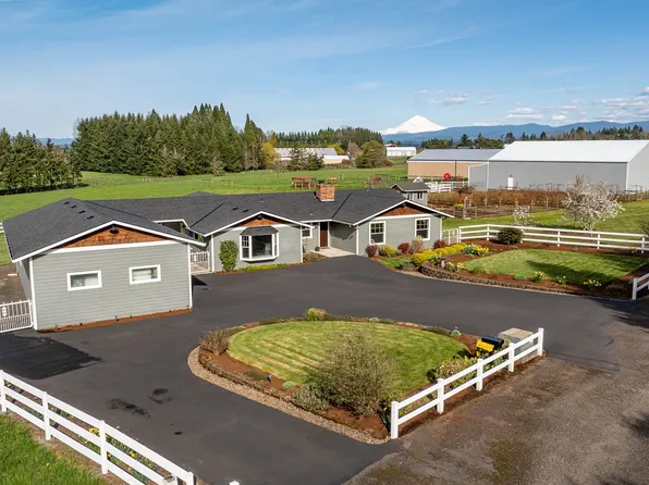 23095 S Bluegrass Ln, Estacada, OR 97023