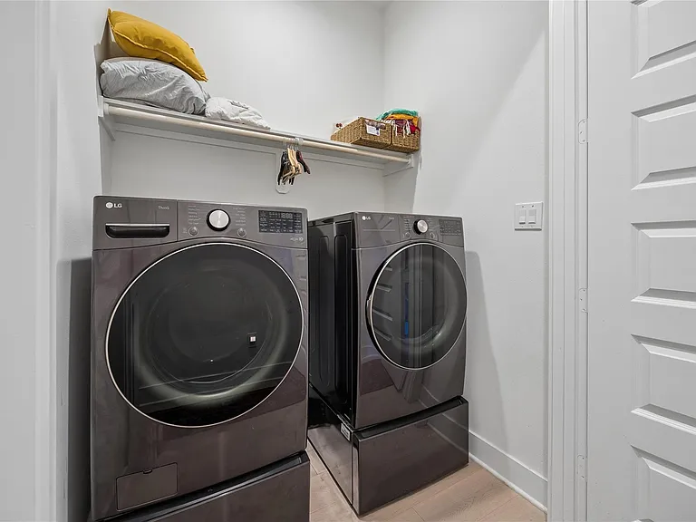 3107 Webster St #B — Photo 7