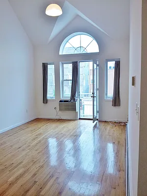 Rented by Azure Realty NY LLC | media 15