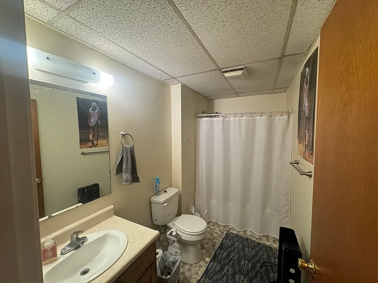 324 Main St #13 — Photo 16