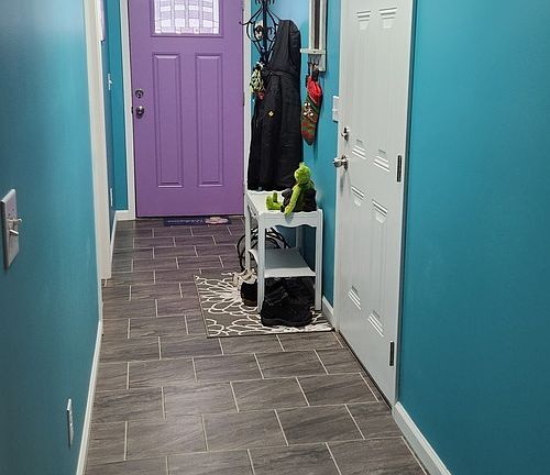3rd image of 373 Custer Sq