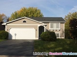 4287 Eagle Crest Dr, Eagan, MN 55122