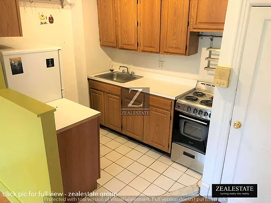 Rented by ZealEstate Group Inc | media 39