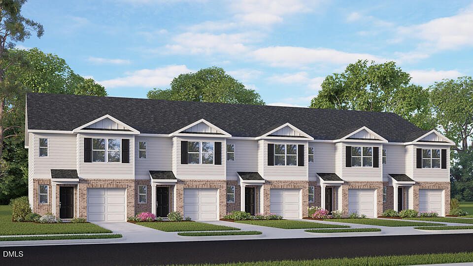 1st image of 162 Rusling Leaf Dr