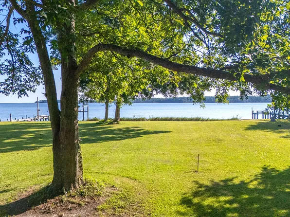 173 South River Drive, Beaufort, NC 28516