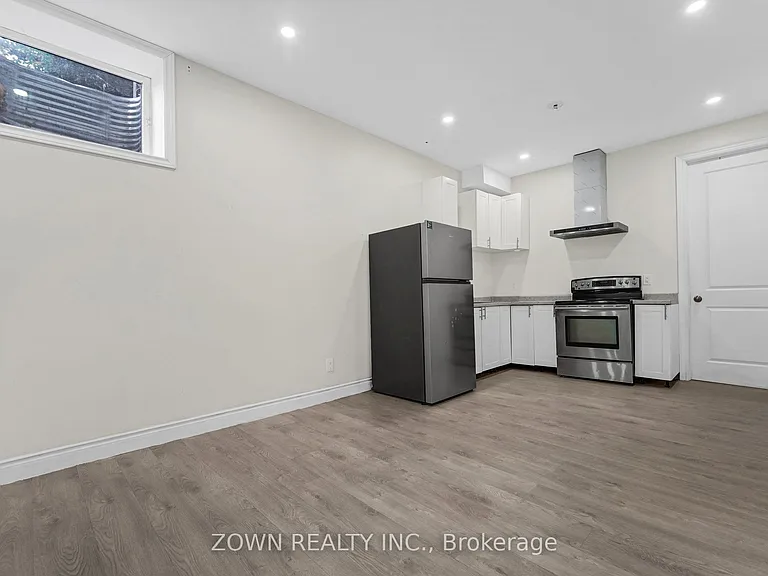 5866 Valley Way #LOWER — Photo 5