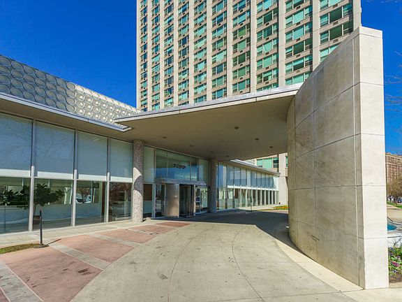 3rd image of 3600 N Lake Shore Dr APT 408