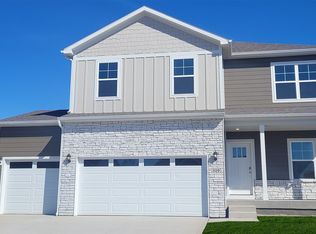519 Creekview Ave, Polk City, IA 50226