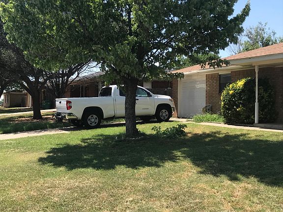 2nd image of 710 W Louisa Ave