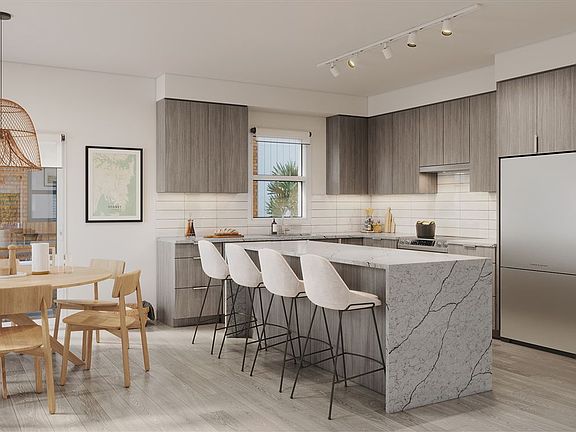 4th image of 609 Sydney Ave #18