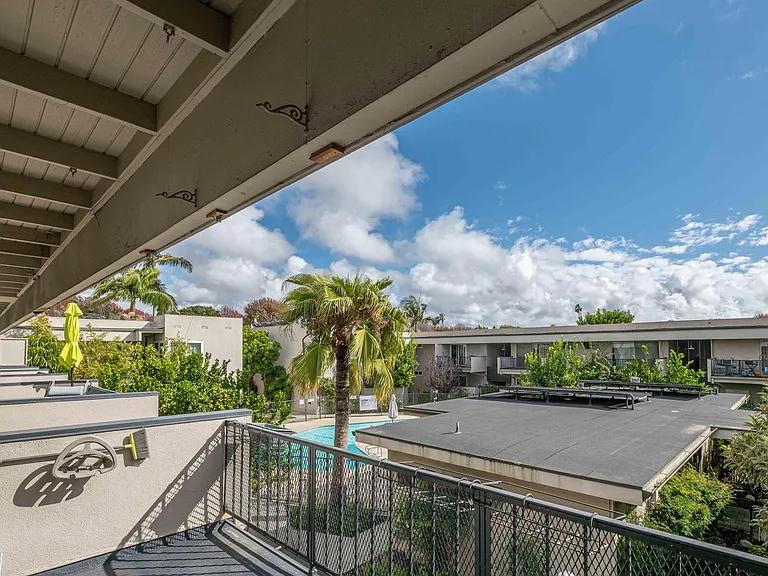 3166 S Sepulveda Blvd #28 — Photo 5