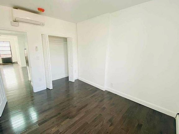 4th image of 818 Greene Ave #44A