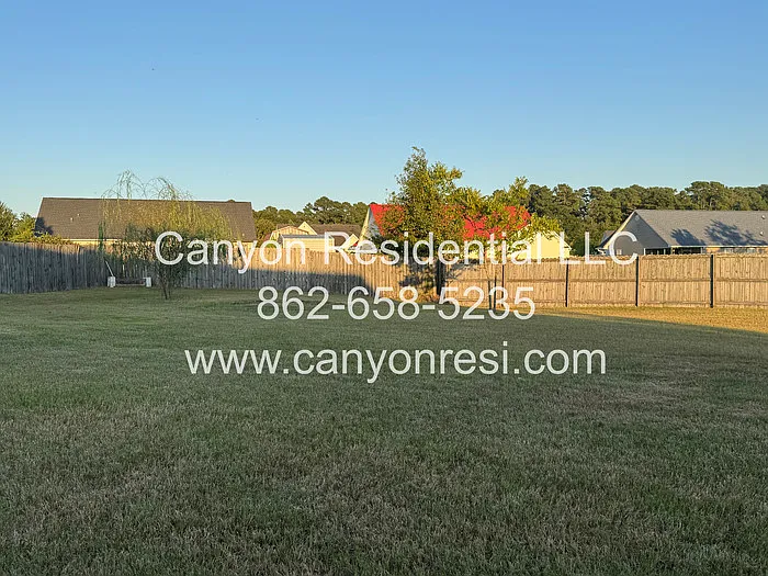 109 Hayes Ct — Photo 18