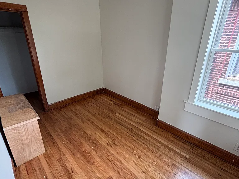 4552 S Christiana Ave #2 — Photo 3