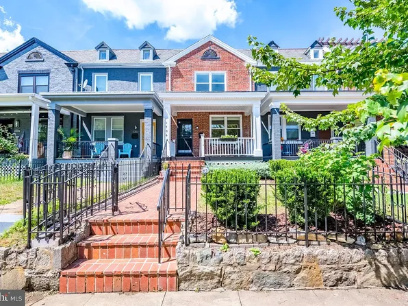 1706 D St NE, Washington, DC 20002