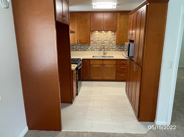 2315 Rockefeller Ln #G, Redondo Beach, CA 90278