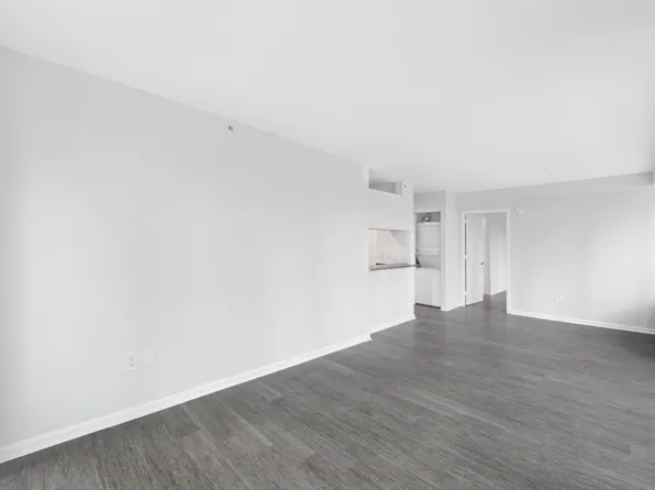 408 East 92nd Street image 5 of 16