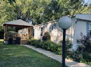 4516 Harris Dr, Poplar Grove, IL 61065