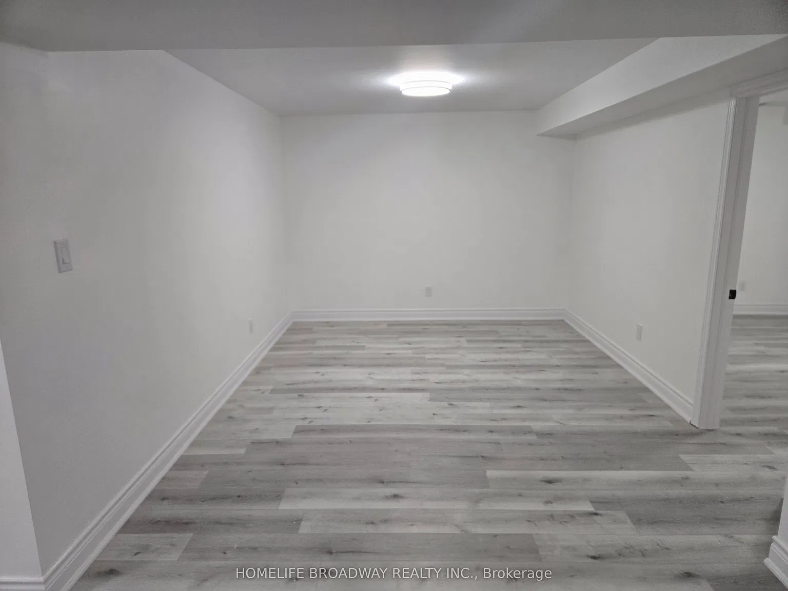 2 bed, $1,899 — Photo 4