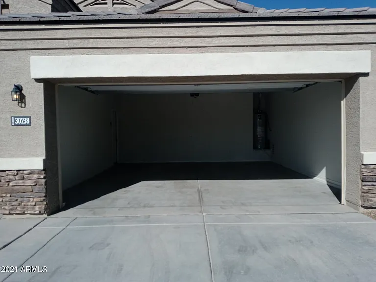 30238 W Verde Ln — Photo 37