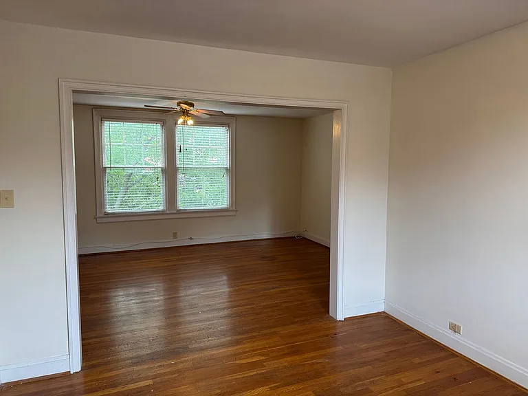 Madison Court — Photo 19