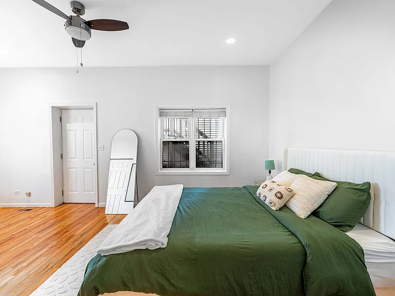 1247 W Ohio St #1 — Photo 17