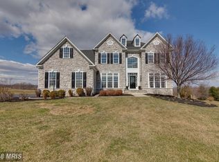 38612 Rambling Farm Dr, Hamilton, VA 20158