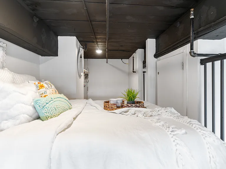 3400 J st — Photo 12
