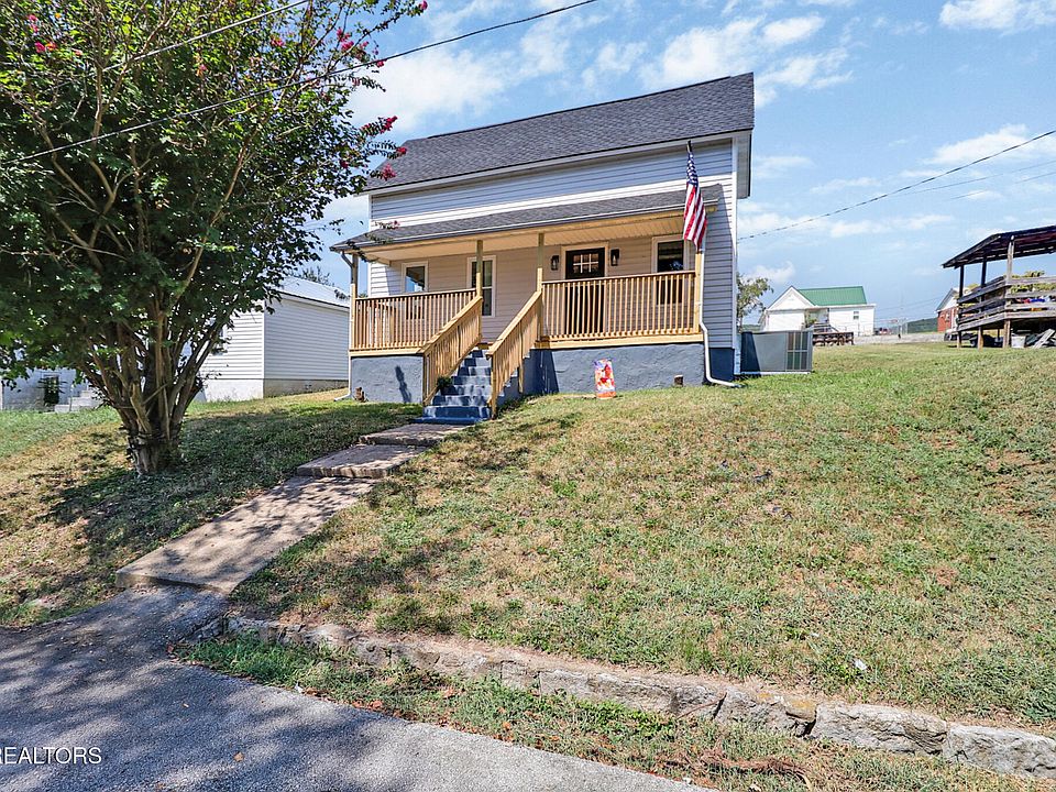 1st image of 213 Birch St