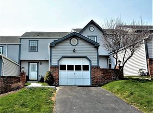 1126 Old Farm Rd, Lawrence, PA 15055