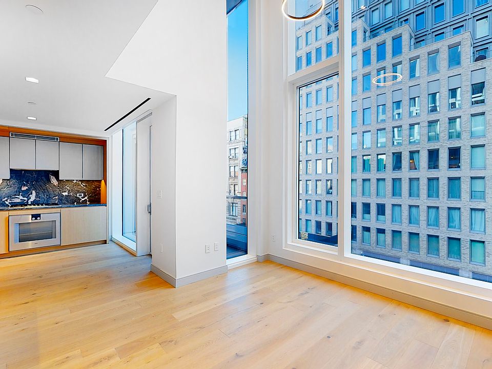 1st image of 101 W 14th St #4C