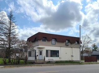 1023 10th St, International Falls, MN 56649