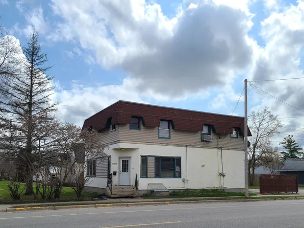 1023 10th St, International Falls, MN 56649