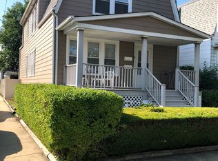 5200 N Ludlam Ave, Chicago, IL 60630