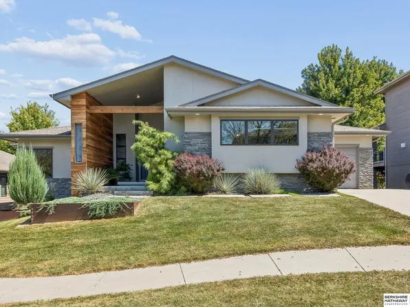 3229 S 186th St, Omaha, NE 68130