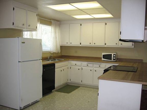2nd image of 561 Josephine Dr